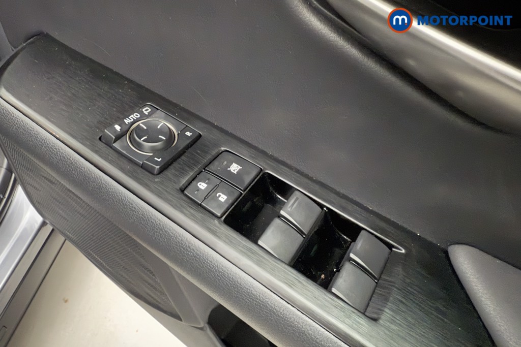 Used Lexus UX for sale - 78052574: Photo 28