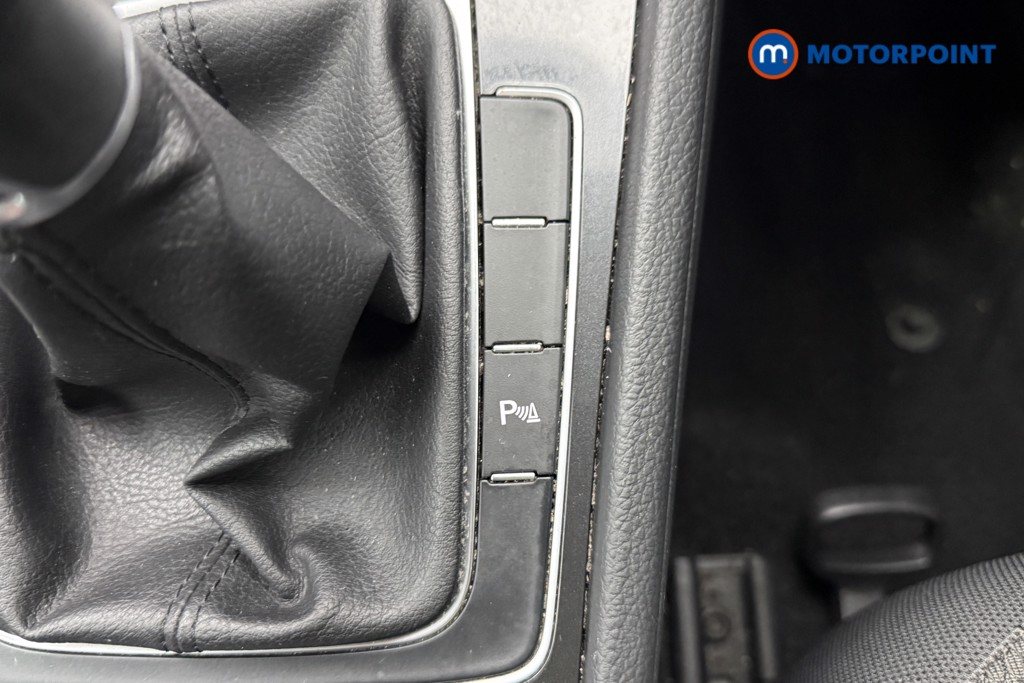 Used Volkswagen Golf 2019 for sale - 77918923: Photo 24