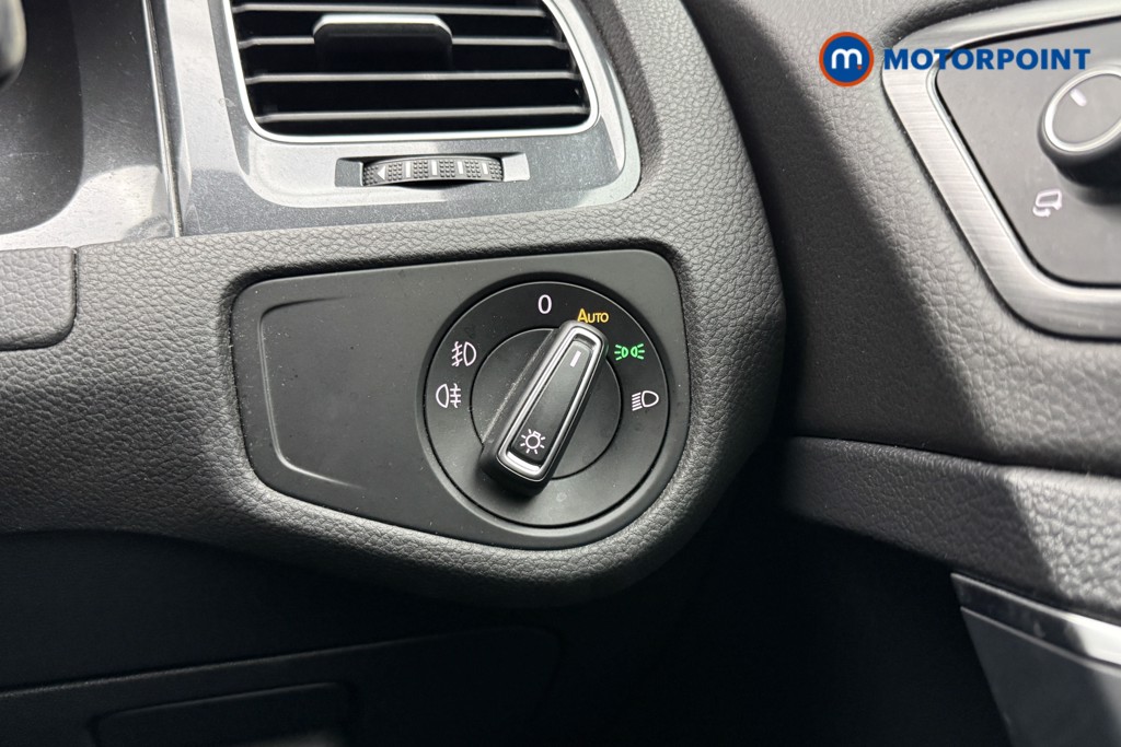 Used Volkswagen Golf 2019 for sale - 77918923: Photo 27