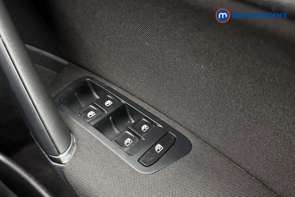 Used Volkswagen Golf 2019 for sale - 77918923: Photo 28