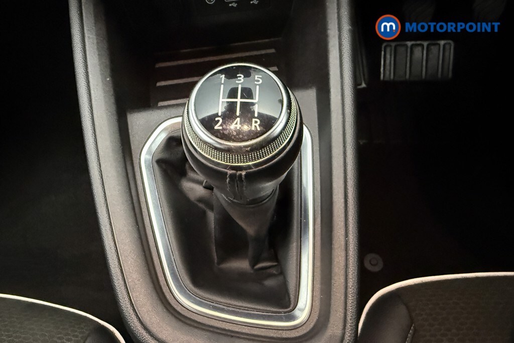 Used Renault Clio for sale - 77932275: Photo 15