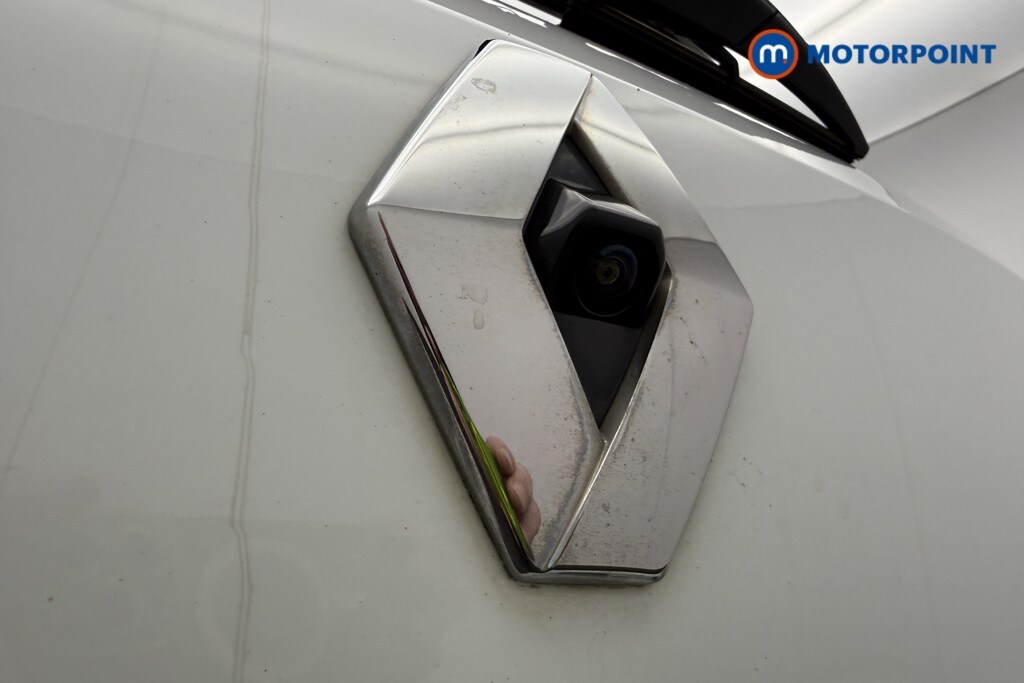 Used Renault Clio for sale - 77932275: Photo 35