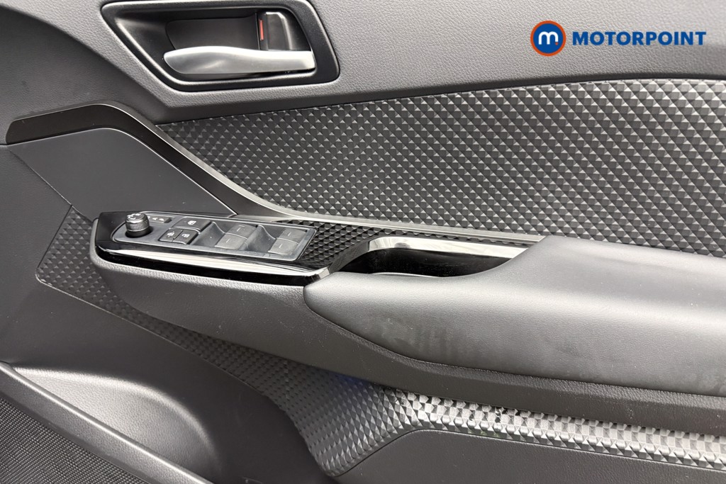 Used Toyota C-HR 2023 for sale - 77932267: Photo 26