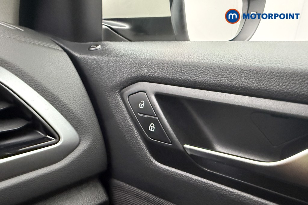 Used Volkswagen T-Roc 2023 for sale - 76739122: Photo 26