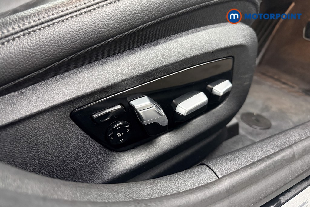 Used BMW 5 Series 2021 for sale - 77354774: Photo 15