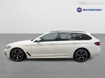 Used BMW 5 Series 2021 for sale - 77354774: Photo