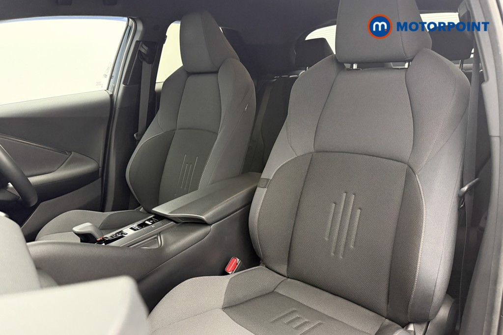 Used Toyota C-HR 2024 for sale - 77904033: Photo 11