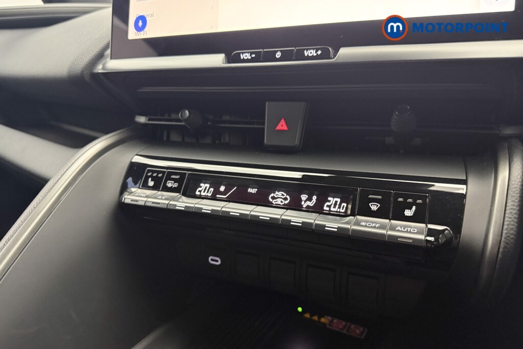 Used Toyota C-HR 2024 for sale - 77904033: Photo 20