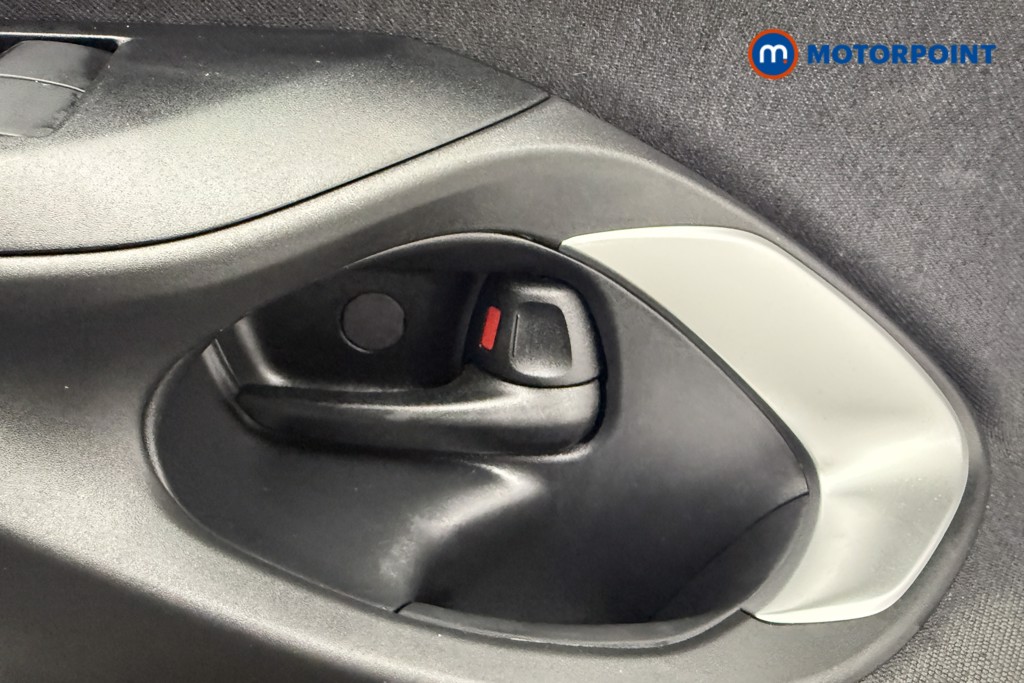 Used Toyota Yaris Cross 2023 for sale - 76892567: Photo 27