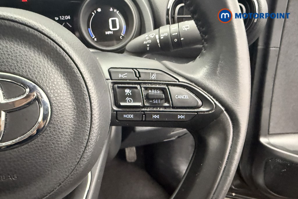 Used Toyota Yaris Cross 2023 for sale - 76892567: Photo 37