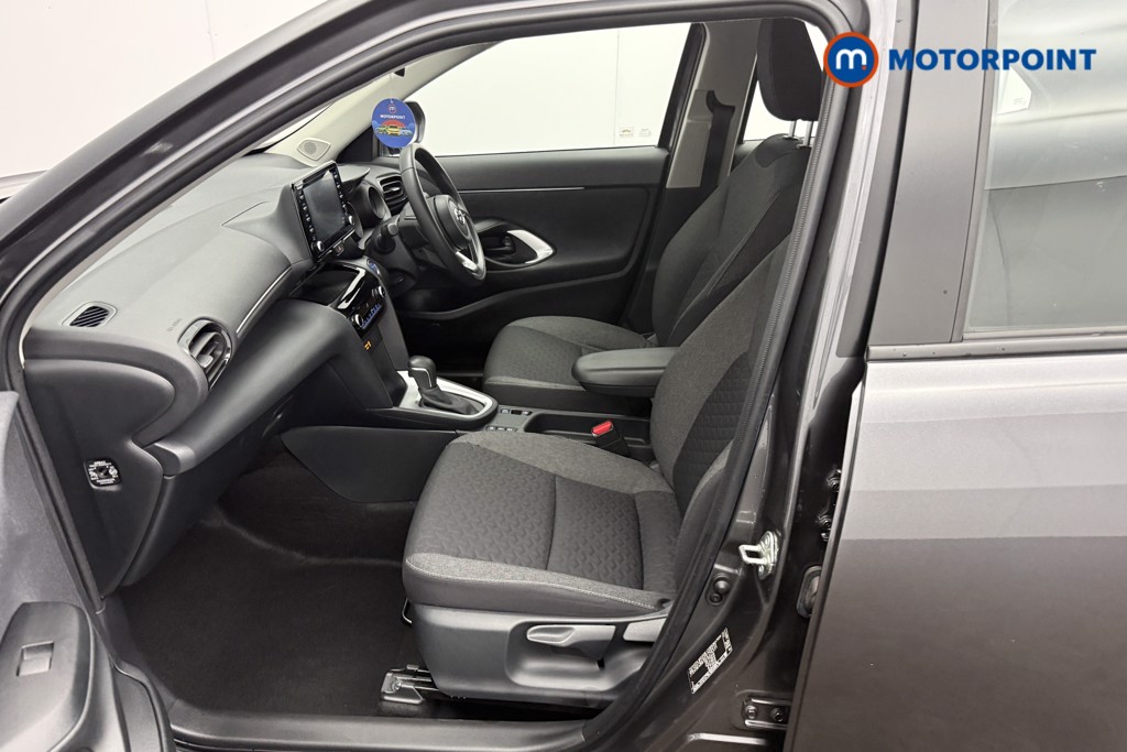 Used Toyota Yaris Cross 2023 for sale - 76892567: Photo 9