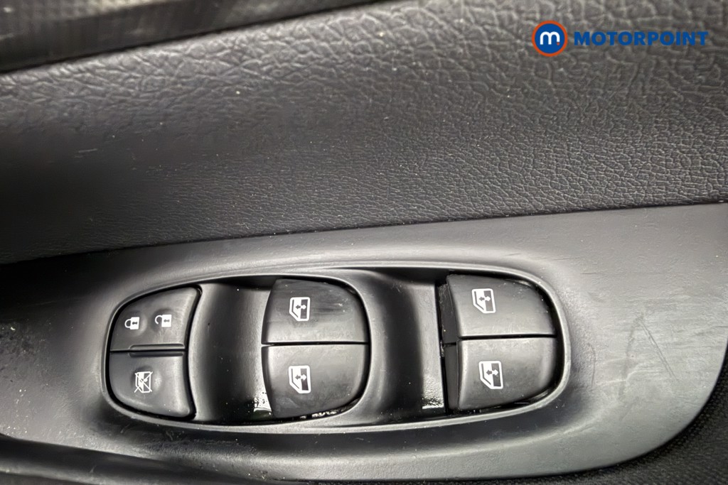 Used Nissan Qashqai 2018 for sale - 77364704: Photo 27