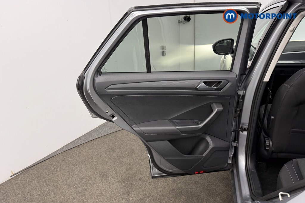 Used Volkswagen T-Roc 2022 for sale - 78122131: Photo 15