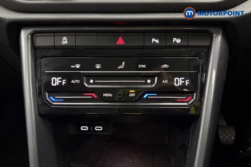 Used Volkswagen T-Roc 2022 for sale - 78122131: Photo 32