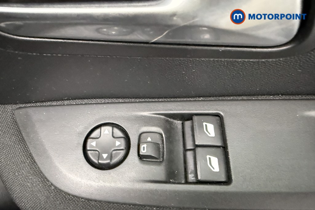 Used Peugeot 208 2020 for sale - 76279003: Photo 26