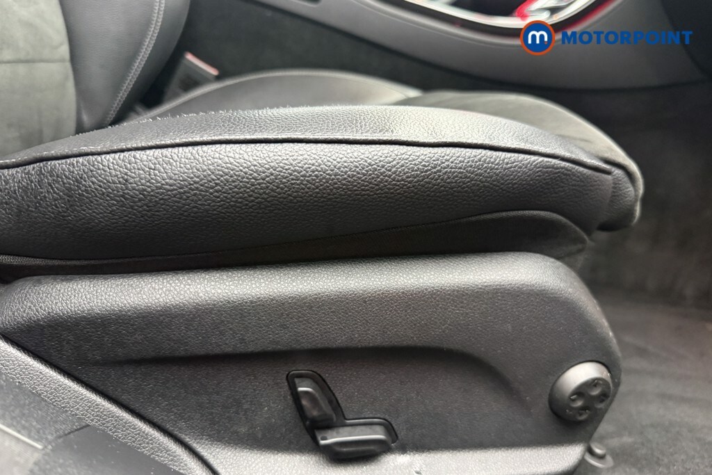 Used Mercedes-Benz E Class 2016 for sale - 77663019: Photo 29