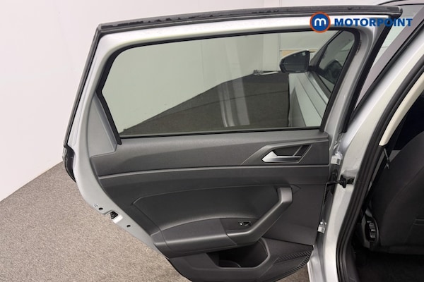 Used Volkswagen Polo 2022 for sale - 76209750: Photo 14