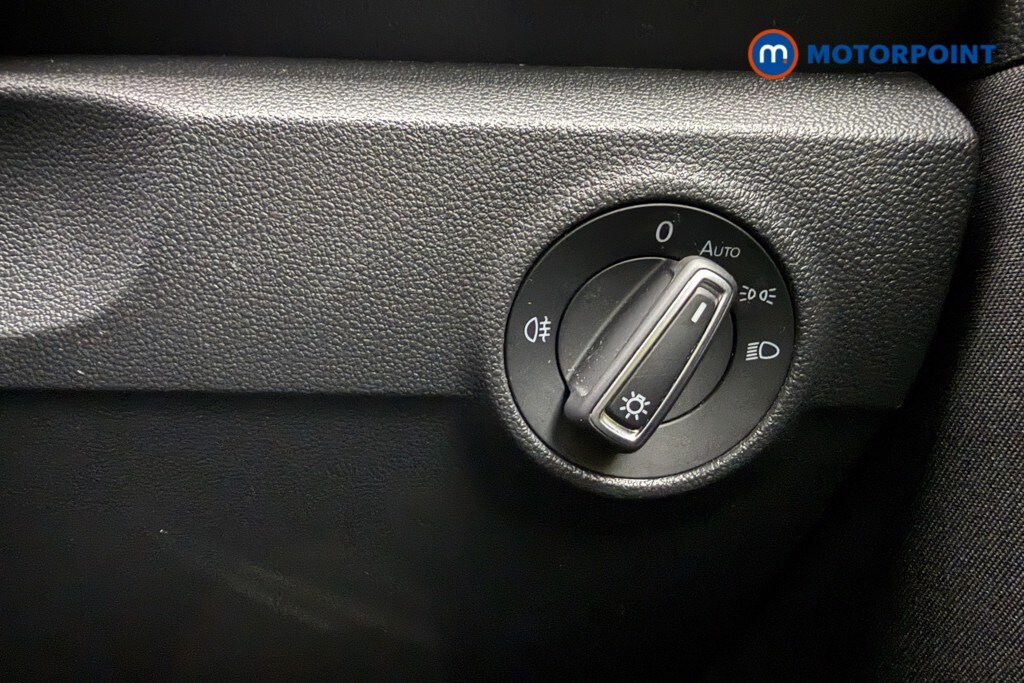 Used Volkswagen T-Roc 2021 for sale - 77199109: Photo 24