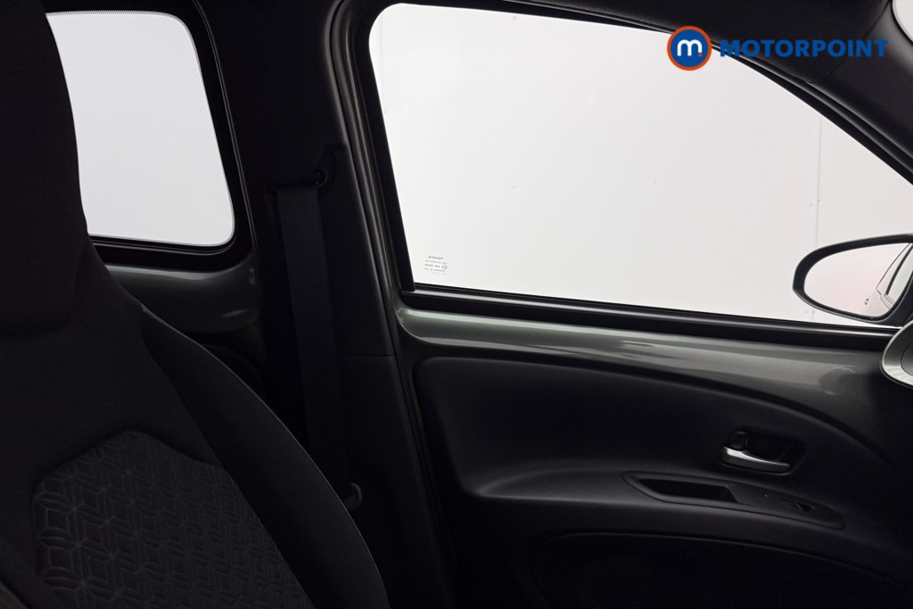 Used Toyota Aygo X 2023 for sale - 77138609: Photo 32