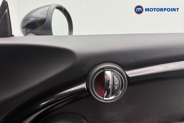 Used MINI Hatch 2018 for sale - 75555015: Photo 21