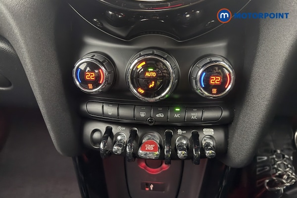 Used MINI Hatch 2018 for sale - 75555015: Photo 24