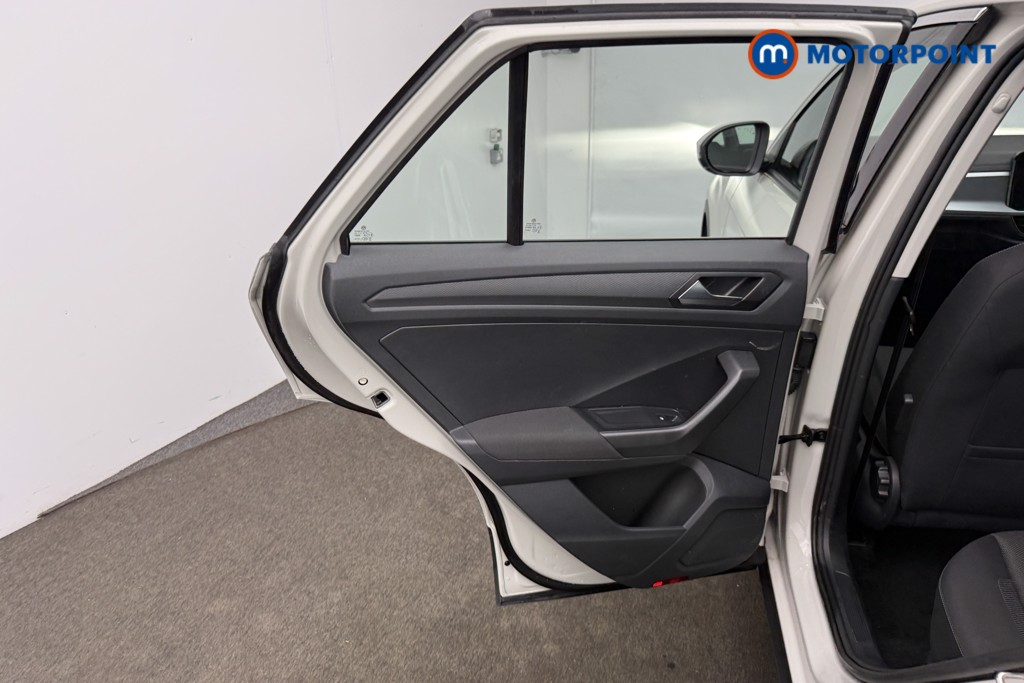 Used Volkswagen T-Roc 2022 for sale - 77691755: Photo 15