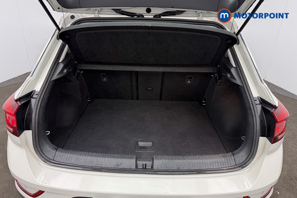 Used Volkswagen T-Roc 2022 for sale - 77691755: Photo 21