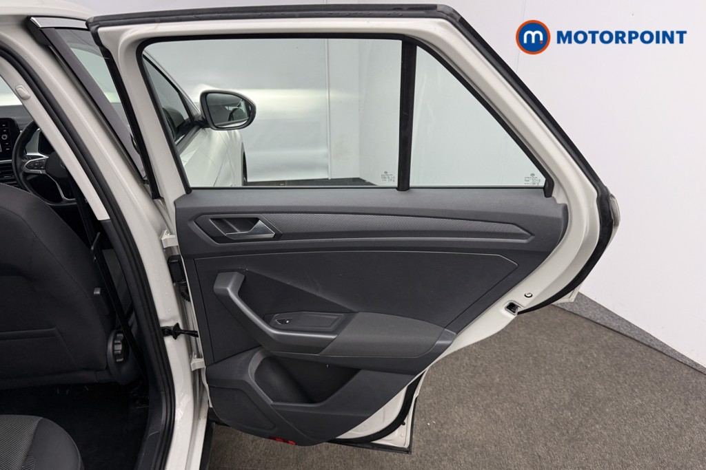 Used Volkswagen T-Roc 2022 for sale - 77691755: Photo 24