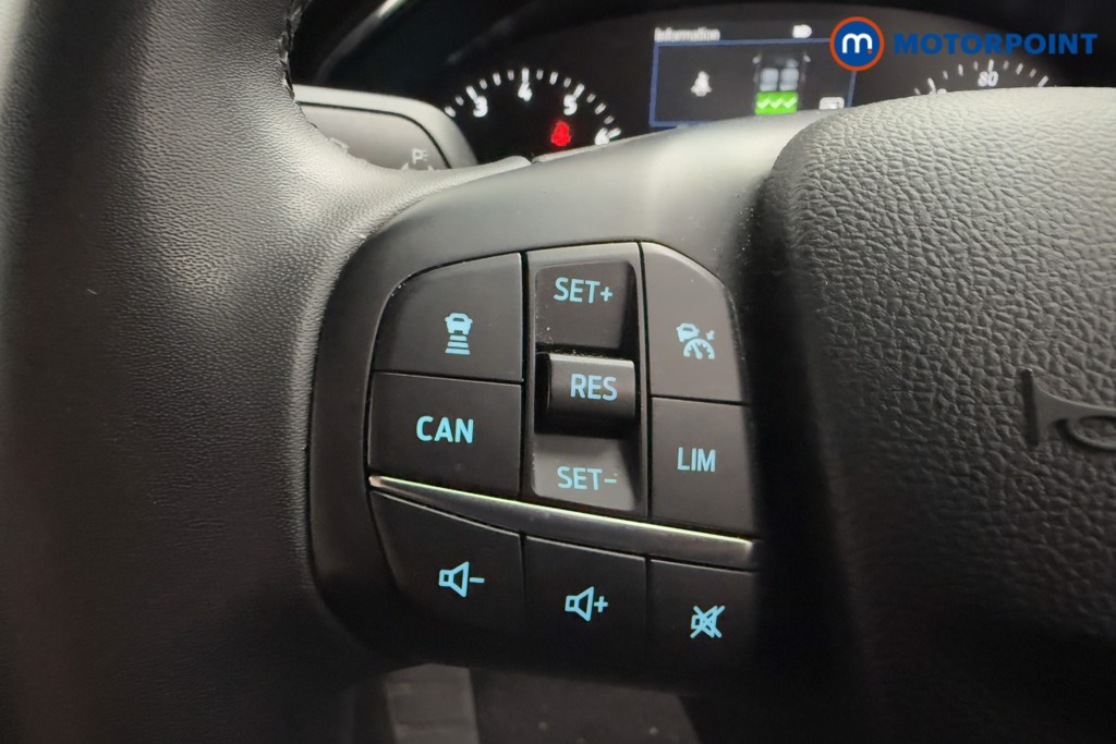 Used Ford Focus 2023 for sale - 76394323: Photo 12