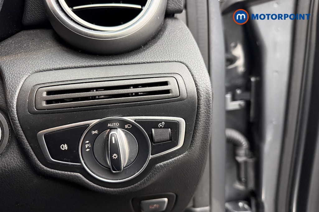 Used Mercedes-Benz GLC 2020 for sale - 77703210: Photo 40