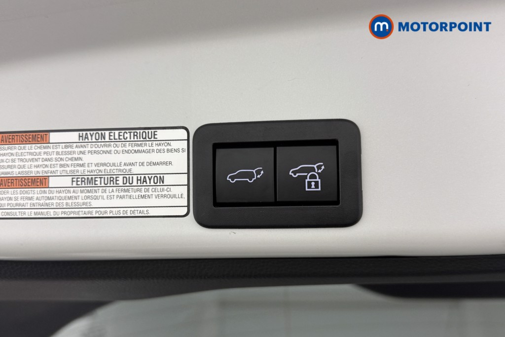 Used Toyota Yaris Cross 2023 for sale - 76340924: Photo 16