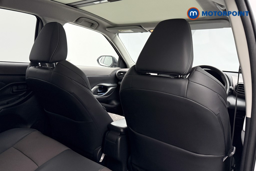 Used Toyota Yaris Cross 2023 for sale - 76340924: Photo 18