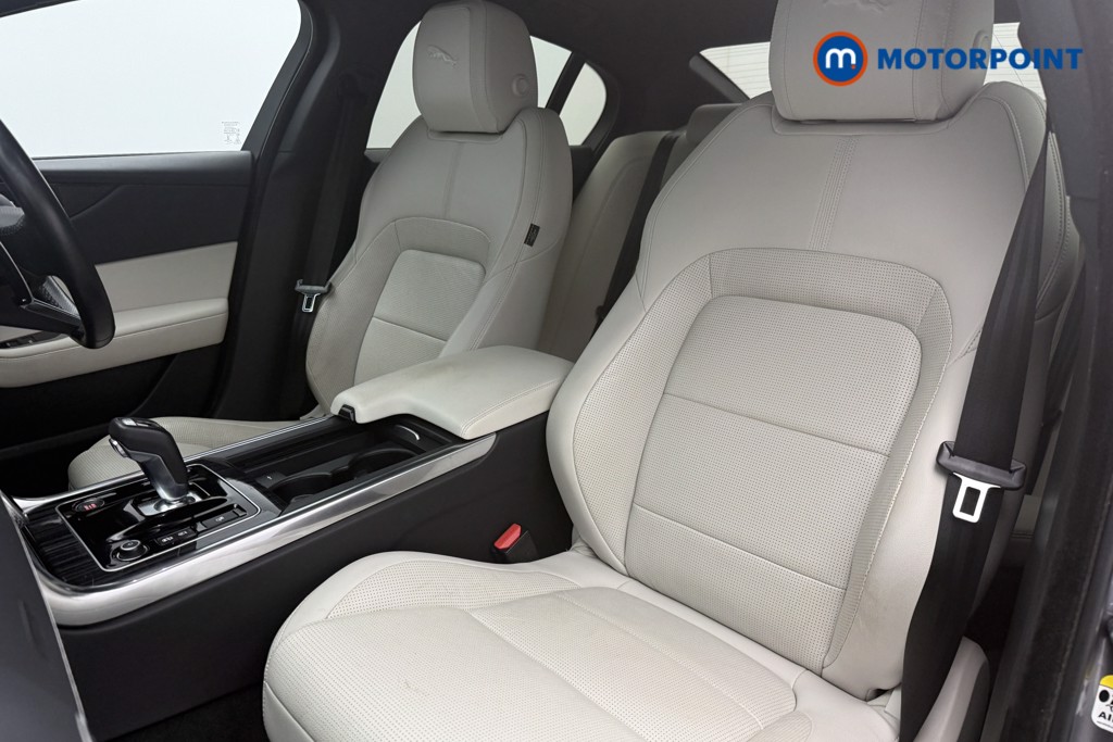 Used Jaguar XE 2022 for sale - 78091433: Photo 11