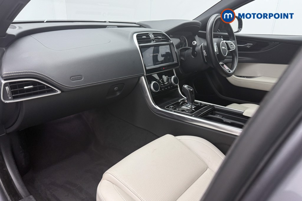 Used Jaguar XE 2022 for sale - 78091433: Photo 12