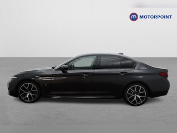 Used BMW 5 Series 2020 for sale - 77023612: Photo