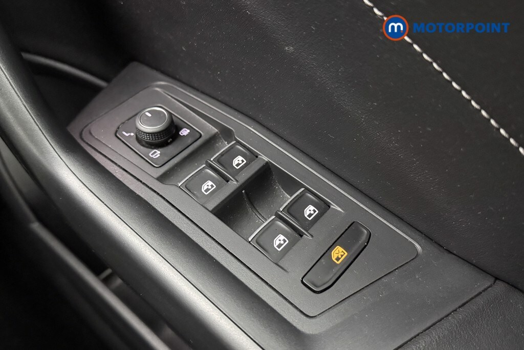 Used Volkswagen T-Roc for sale - 77500610: Photo 25