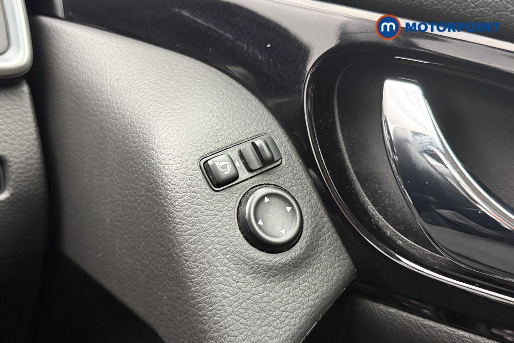 Used Nissan Qashqai for sale - 77916711: Photo 22