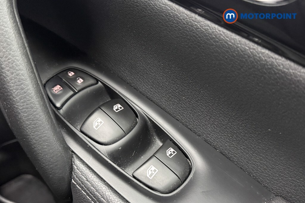 Used Nissan Qashqai for sale - 77916711: Photo 23