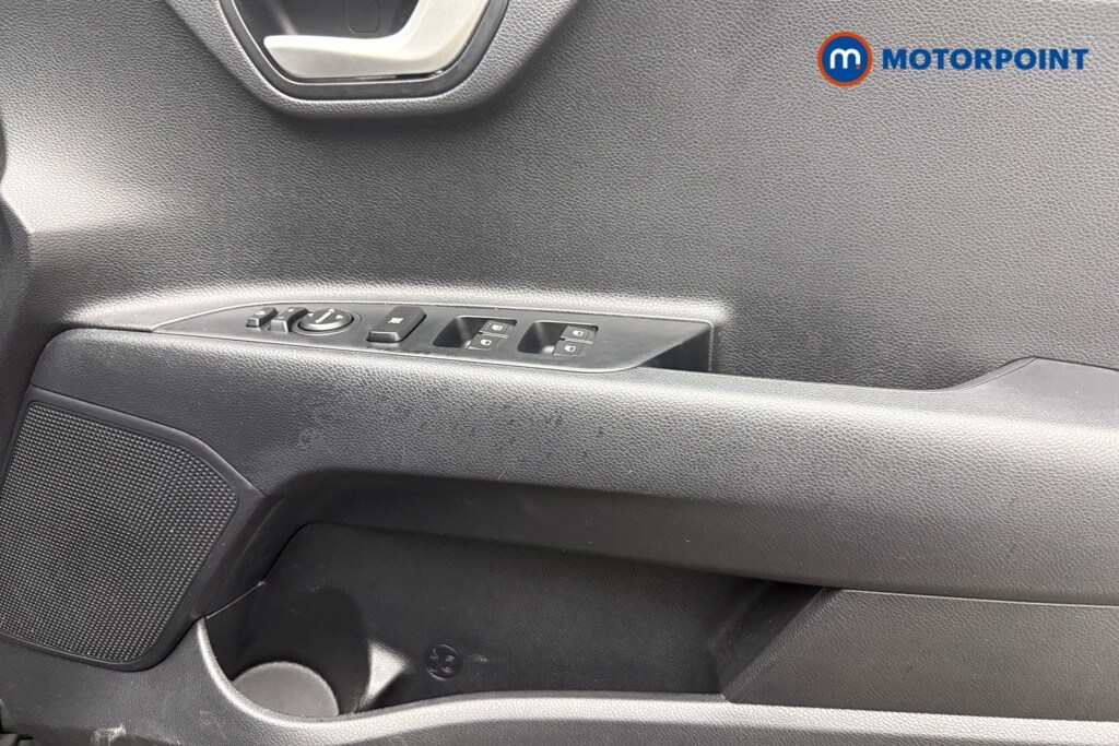 Used Kia Stonic 2019 for sale - 77730402: Photo 24
