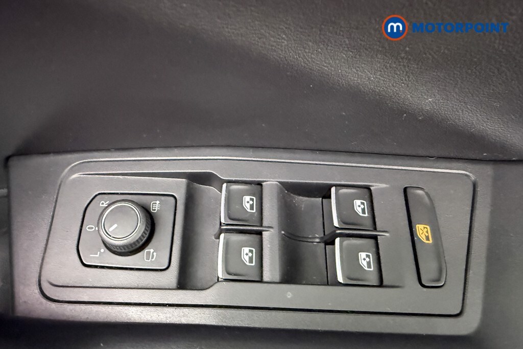 Used Volkswagen T-Roc 2022 for sale - 78026660: Photo 27