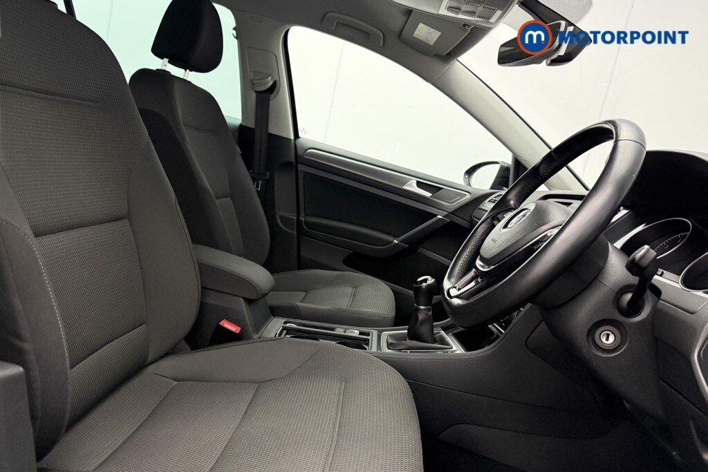 Used Volkswagen Golf 2019 for sale - 77935287: Photo 16