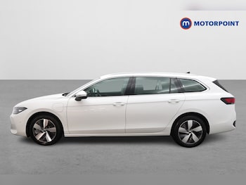Used Volkswagen Passat 2025 for sale - 78644614: Photo