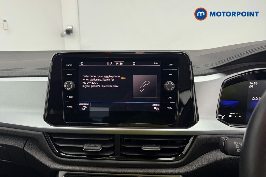 Used Volkswagen T-Roc 2023 for sale - 77462779: Photo 35