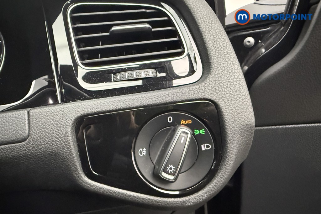 Used Volkswagen Golf 2019 for sale - 77903914: Photo 26