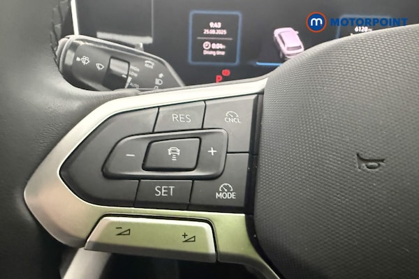 Used Volkswagen Passat 2025 for sale - 75684905: Photo 22
