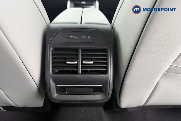 Used Volkswagen Passat 2025 for sale - 75684905: Photo 31