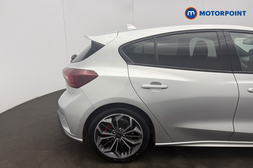 Used Ford Focus 2023 for sale - 76949336: Photo 16