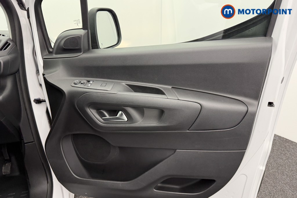 Used Citroen Berlingo 2025 for sale - 76565762: Photo 20