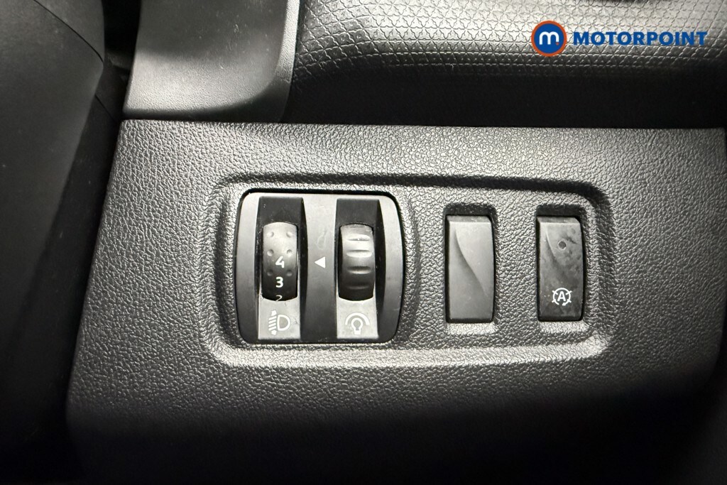 Used Renault Clio for sale - 77639826: Photo 23