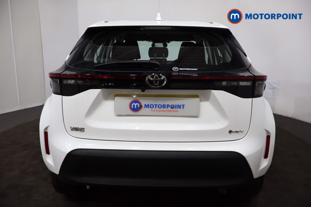 Used Toyota Yaris Cross 2024 for sale - 77620250: Photo 44